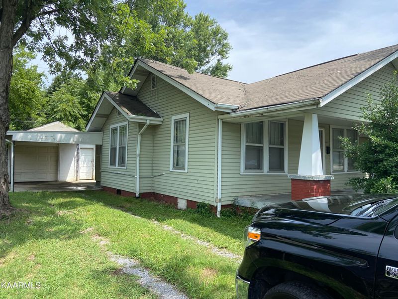 443 Cedar Ave, Knoxville, TN 37917