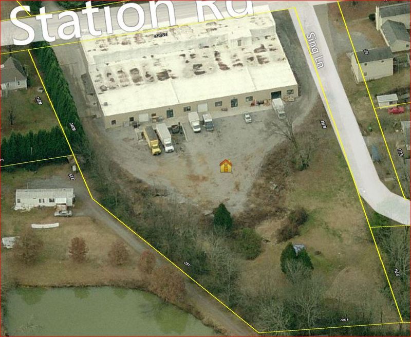 4430 Singleton Station Rd, Louisville, TN 37777