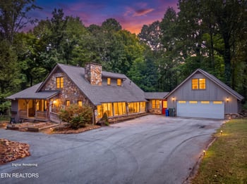 4434 Oakhurst Dr, Louisville, TN 37777
