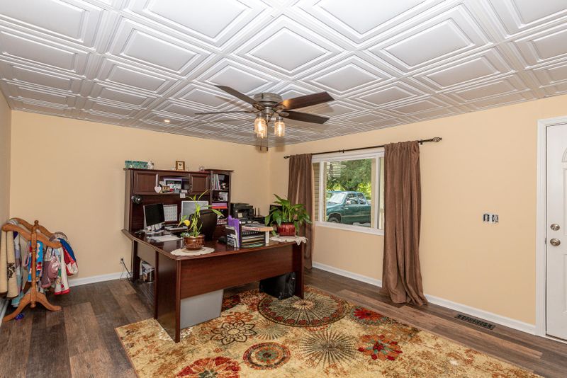 4435 Pea Ridge Rd, Maryville, TN 37804