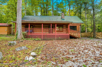 4438 E Scenic Dr, Gatlinburg, TN 37738