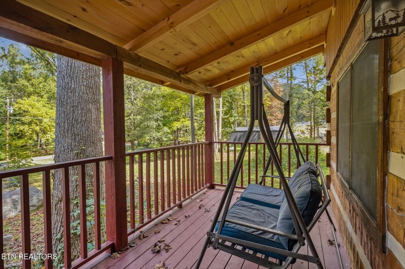 4438 E Scenic Dr, Gatlinburg, TN 37738