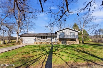 444 Island Ford Rd, Lancing, TN 37770