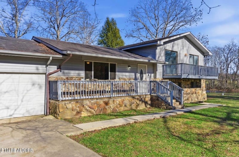 444 Island Ford Rd, Lancing, TN 37770