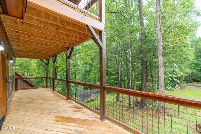 4446 E Scenic Dr, Gatlinburg, TN 37738