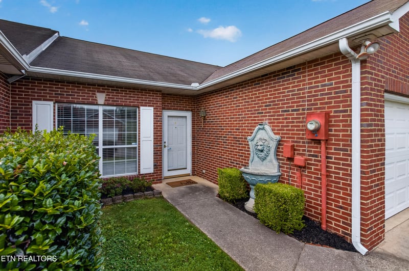 4448 Broadmeadow Way, Knoxville, TN 37912
