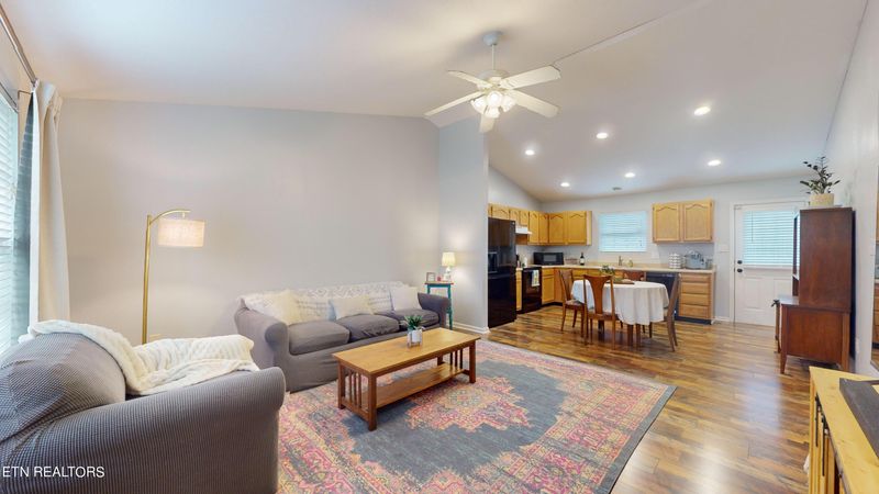 4448 Tynemouth Dr, Knoxville, TN 37914