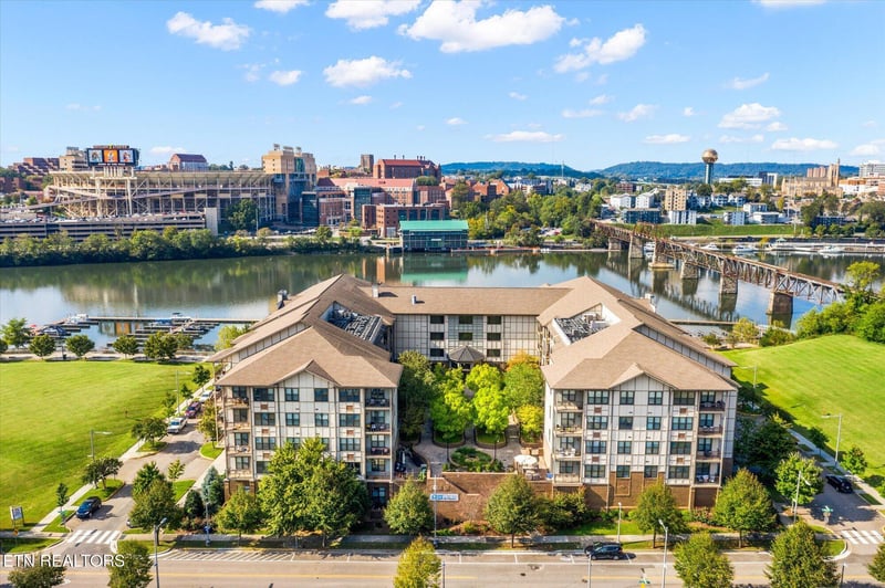 445 W Blount Ave #221, Knoxville, TN 37920