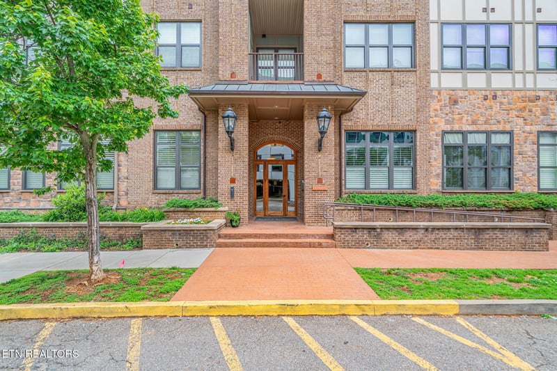 445 W Blount Ave #409, Knoxville, TN 37920