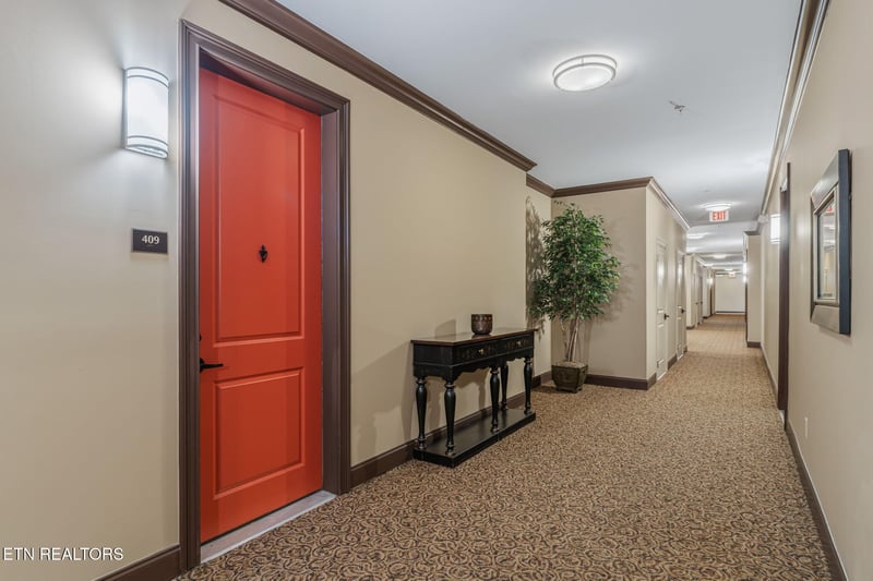 445 W Blount Ave #409, Knoxville, TN 37920