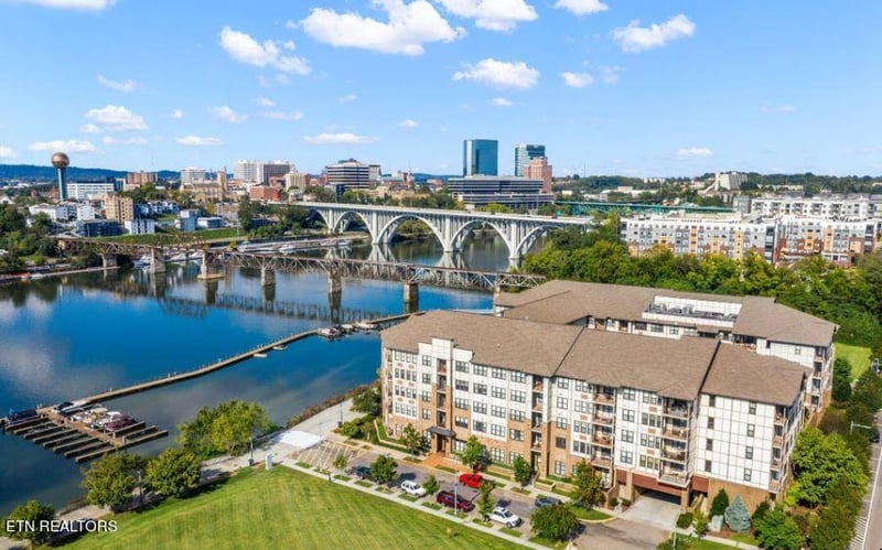445 W Blount Ave #517, Knoxville, TN 37920