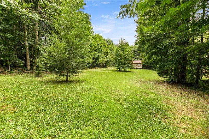 4450 E Scenic Dr, Gatlinburg, TN 37738