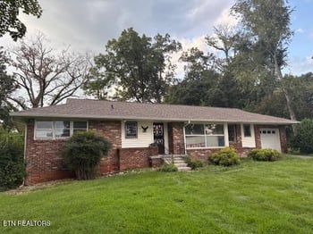 4457 Tynemouth Dr, Knoxville, TN 37914