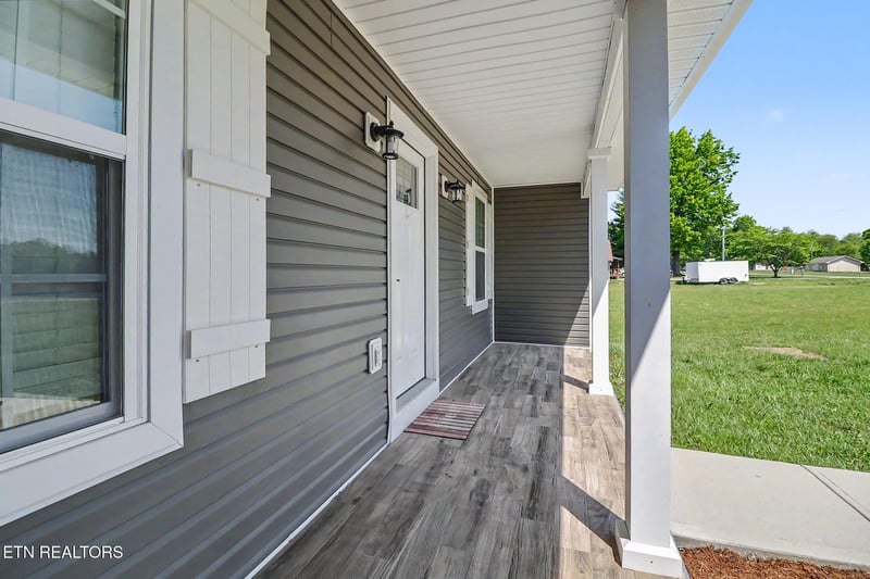 446 Stanley Hood Rd, Crossville, TN 38571