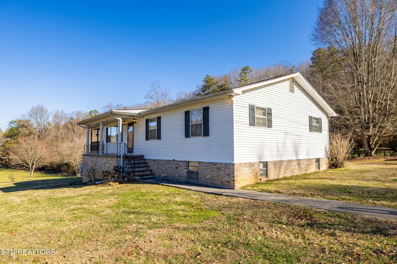 4462 Rocky Branch Rd, Walland, TN 37886