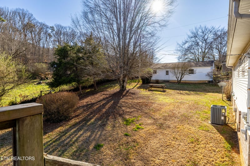 4462 Rocky Branch Rd, Walland, TN 37886
