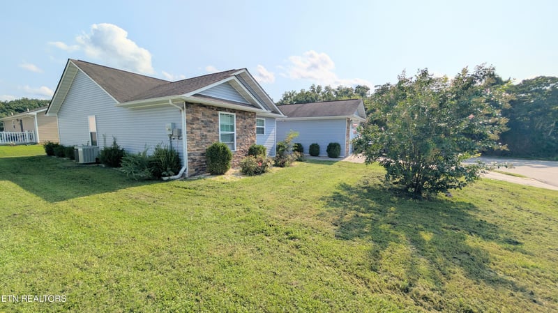 447 Cornus Ave, Sevierville, TN 37862
