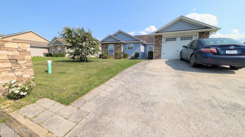 447 Cornus Ave, Sevierville, TN 37862