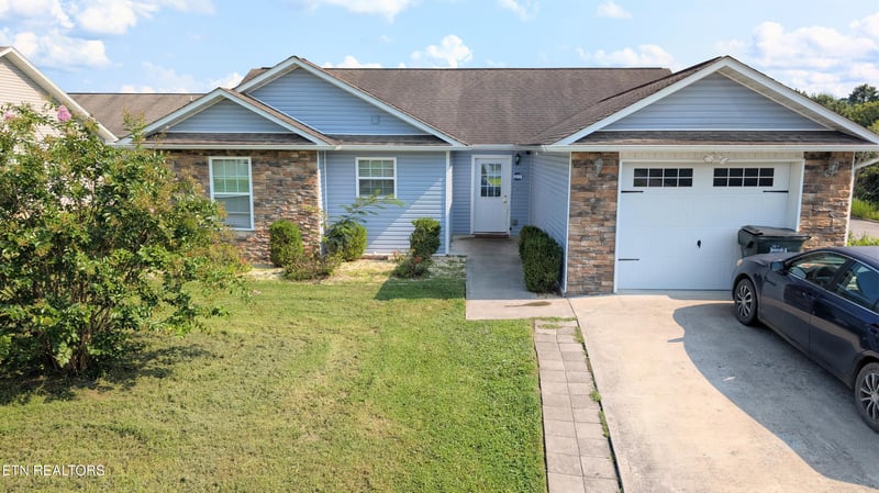 447 Cornus Ave, Sevierville, TN 37862