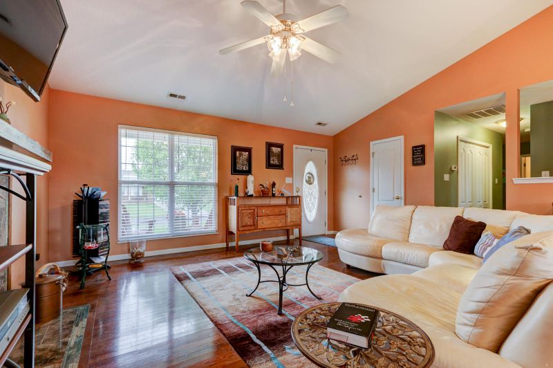447 Pecan Cir, Corryton, TN 37721