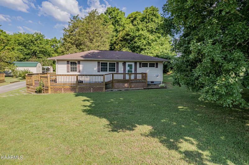447 S Amhurst Pl, Englewood, TN 37329