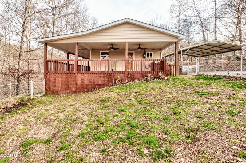 447 Vinsant Estates Dr, Jacksboro, TN 37757