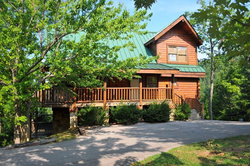 4475 Stackstone Rd, Sevierville, TN 37862