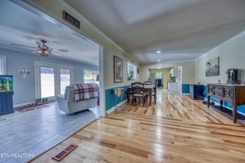 4479 Niles Ferry Rd, Greenback, TN 37742