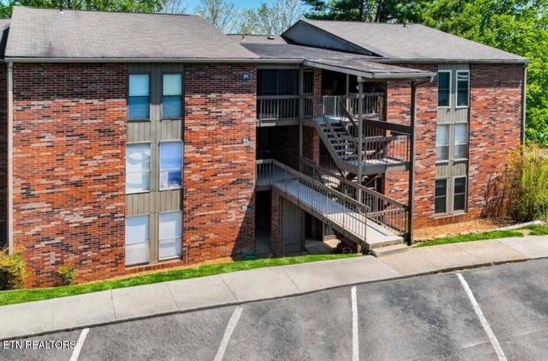 448 Berlin Dr #448, Knoxville, TN 37923
