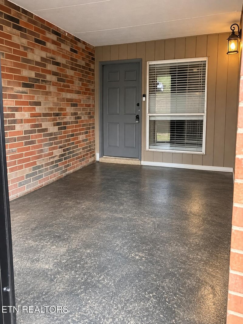 448 Berlin Dr, Knoxville, TN 37923