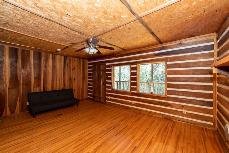 448 Cave Rd, Friendsville, TN 37737