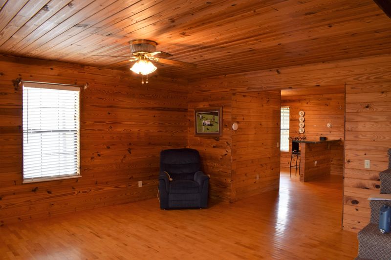 448 County Road 750, Athens, TN 37303