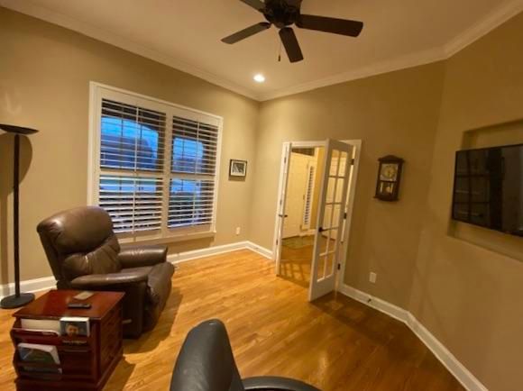 449 Cobblestone Dr, Lenoir City, TN 37772