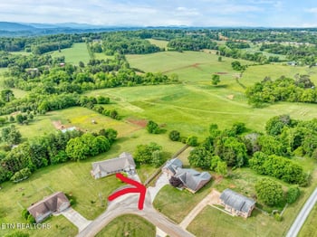 449 Foss Rd, Maryville, TN 37801