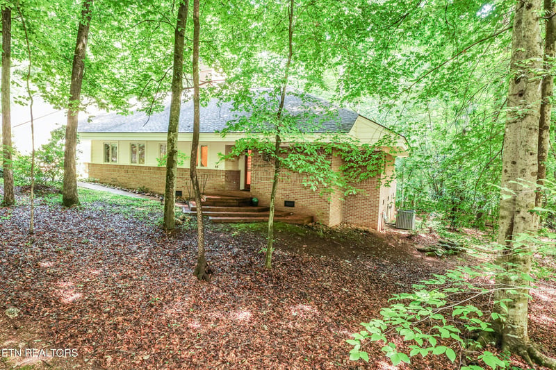 45 Hickory Tr, Norris, TN 37828