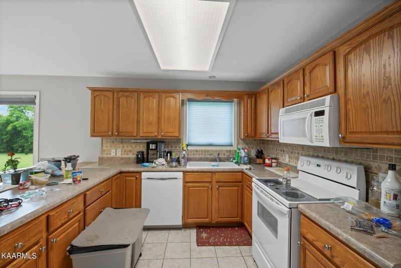 450 Jack Sharp Dr, Seymour, TN 37865