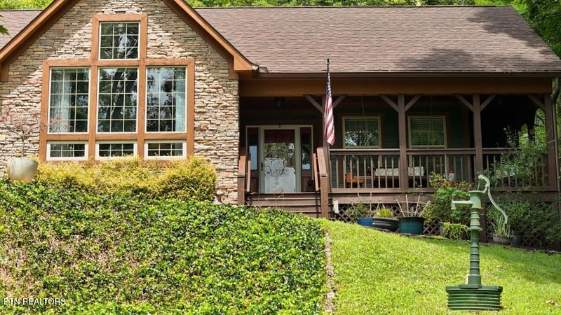 450 Mountain John Loop, Townsend, TN 37882