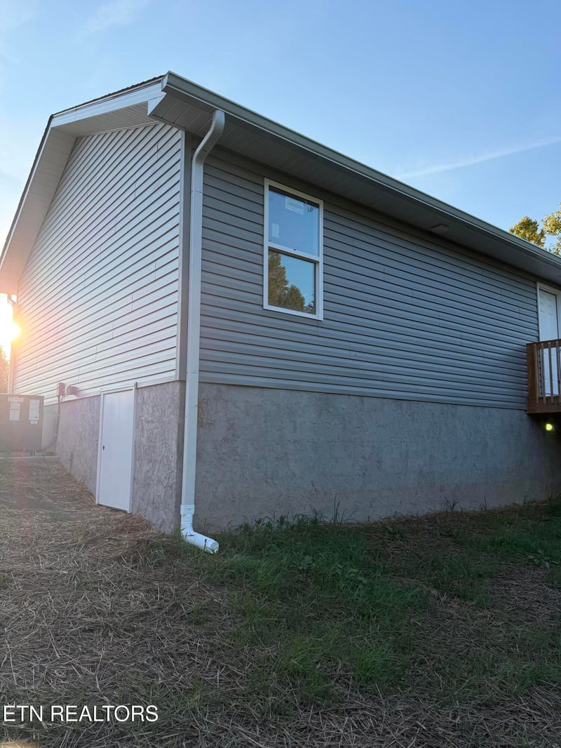 450 Storie Ave, Crossville, TN 38555