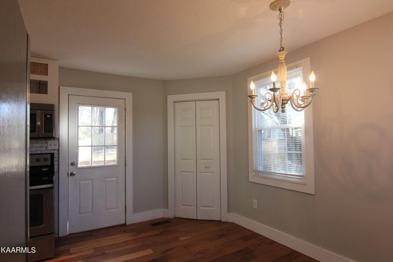 4500 Greendale Rd, Knoxville, TN 37918