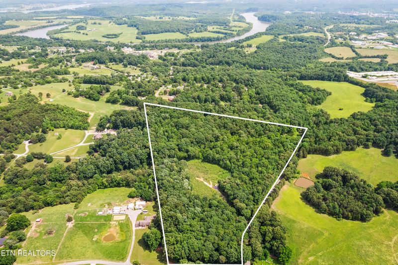 4500 Old Sugarlimb Rd, Loudon, TN 37774