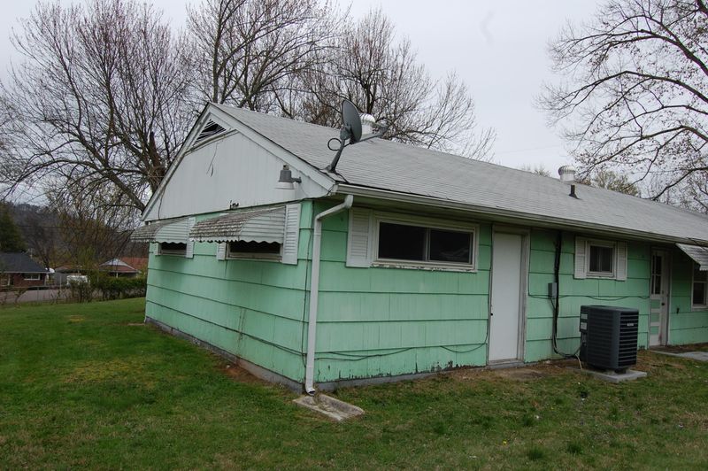 4501 Nicholas Rd, Knoxville, TN 37912