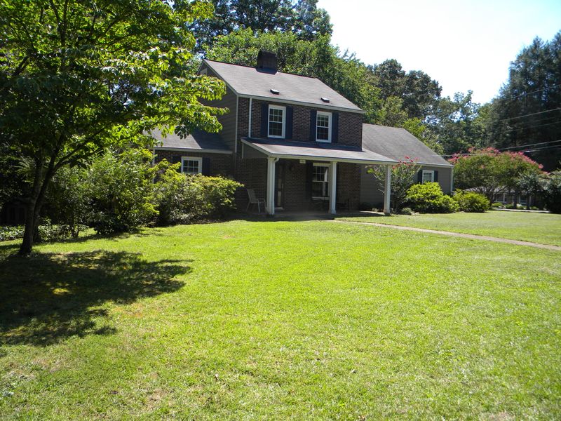 4501 Thorpe Rd, Knoxville, TN 37920