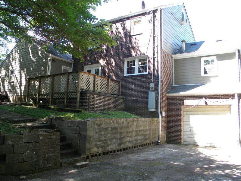 4501 Thorpe Rd, Knoxville, TN 37920