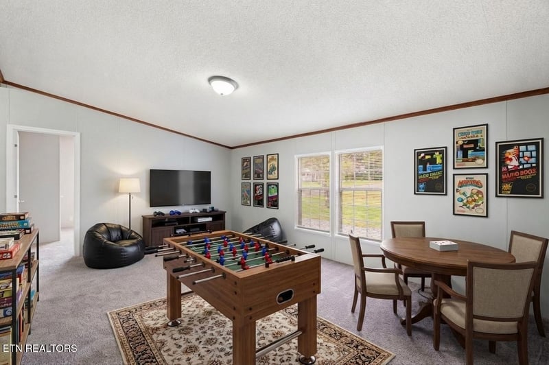 4504 Winslow Dr, Strawberry Plains, TN 37871