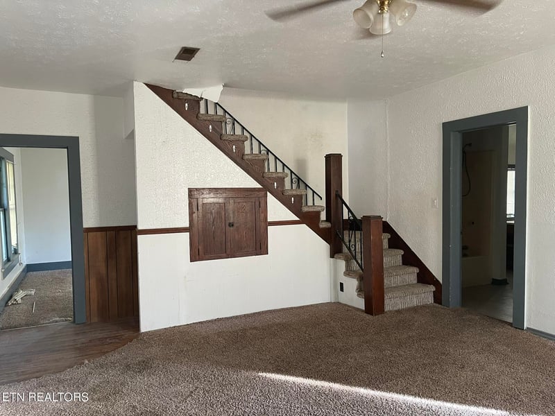 4505 Sing Ln, Louisville, TN 37777