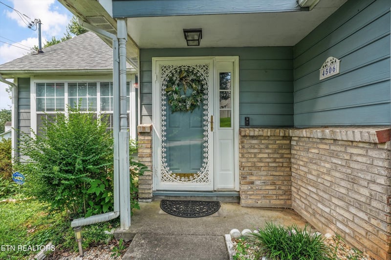 4506 Kinlock Ln, Knoxville, TN 37921