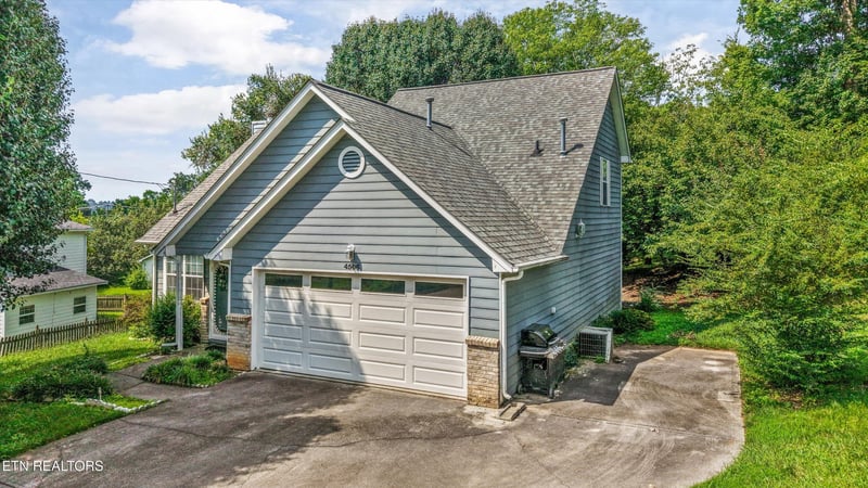 4506 Kinlock Ln, Knoxville, TN 37921