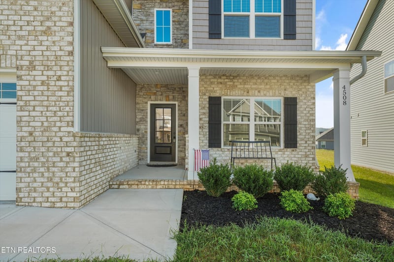 4508 Peace Bell Ave, Powell, TN 37849