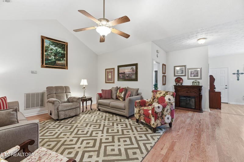 4509 Broadmeadow Way, Knoxville, TN 37912