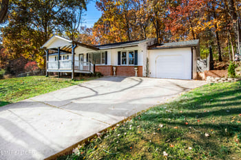 4509 NW Willowdale Dr, Knoxville, TN 37921